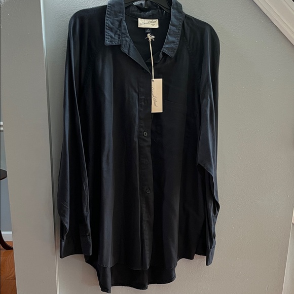 Universal Thread Men's Casual Button Down Shirt - Picture 3 of 7